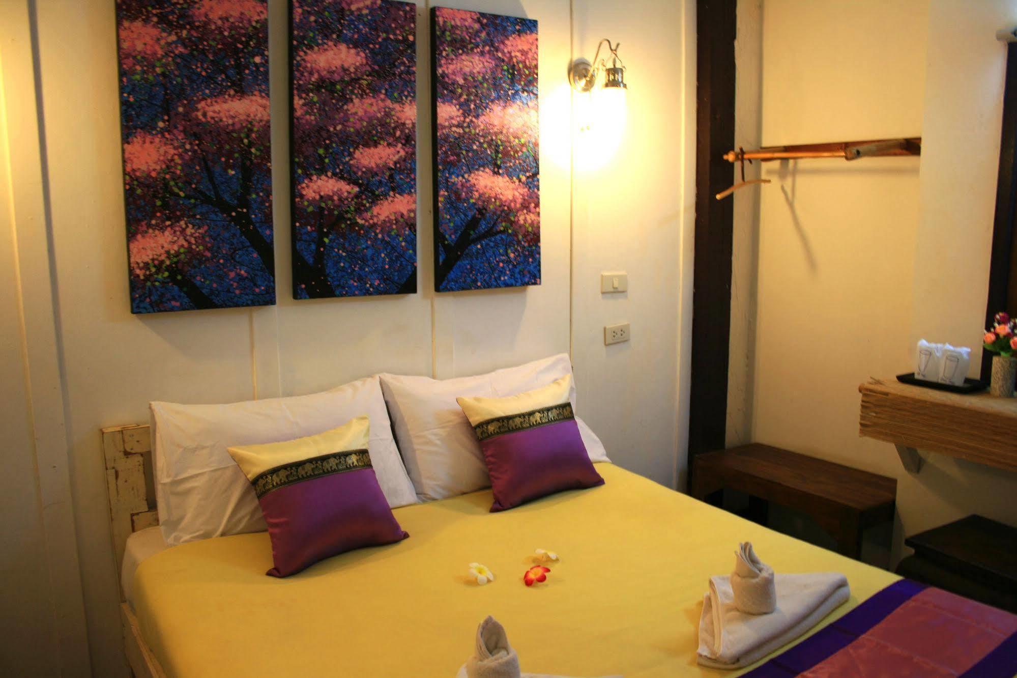 Paifah Boutique House Hotell Eksteriør bilde